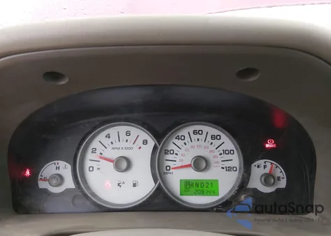 2005 Ford Escape Xlt z USA, uszkodzony, nr VIN 1FMYU93145KE31917